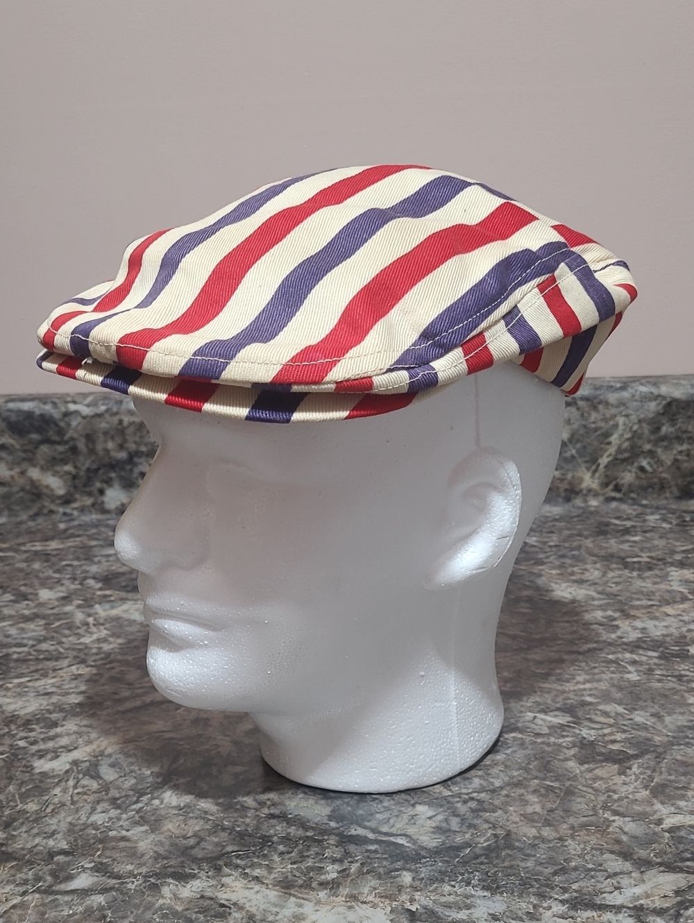 Vintage Newsboy Red White Blue Cap Ivy League 70's Groovy sz 7 Hat